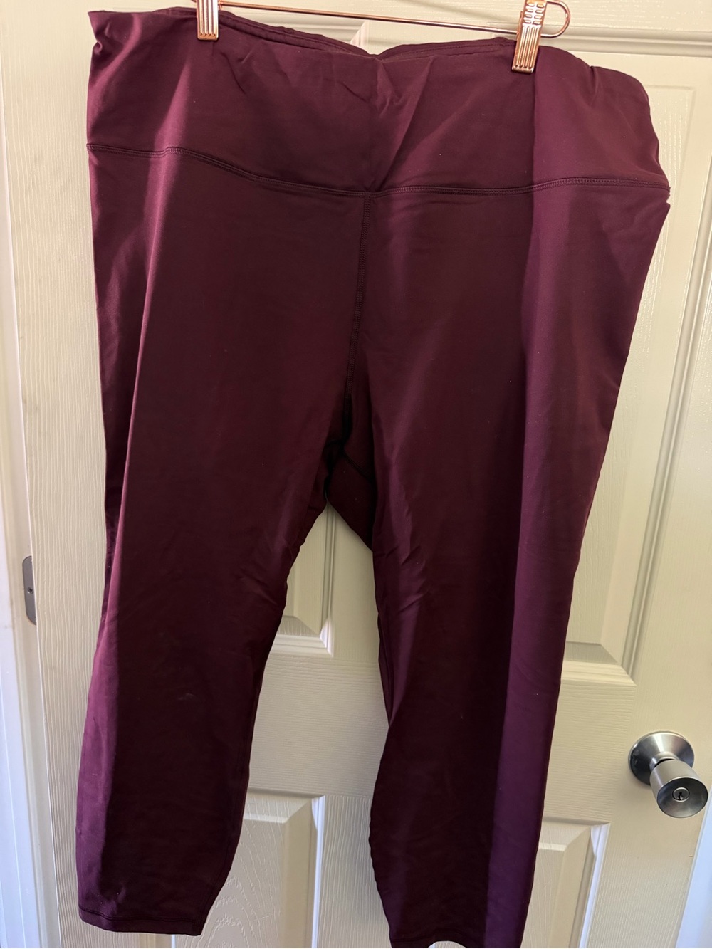 torrid High-Waist Cropped Leggings in Deep Wine